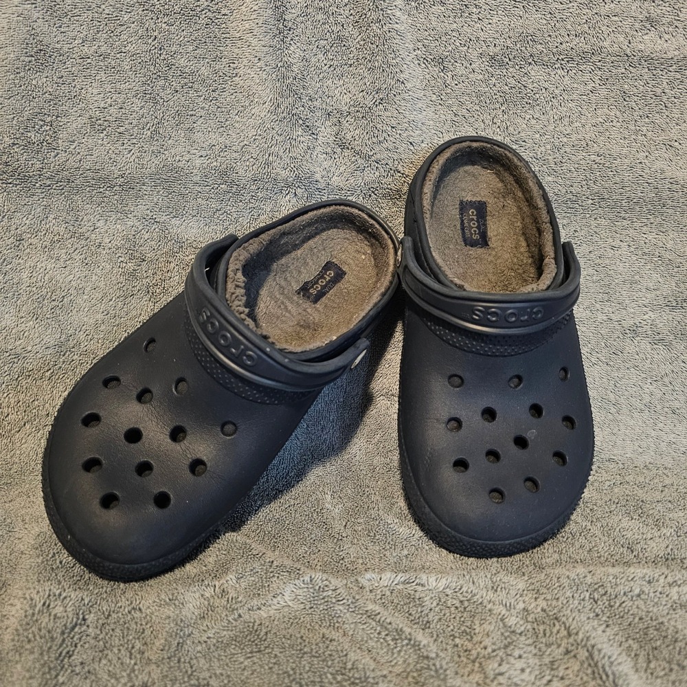 Crocs Classic Fuzz Lined Clogs Navy Blue Fleece Slippers Womens 10 Mens 8